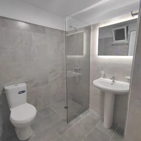 Apartment Rose Sarande